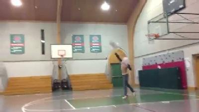 Gözü kapalı basket atmak