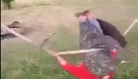 Video : Çocukluğunu özleyen teyze