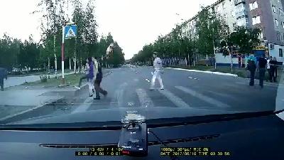 Bisikletiyle fena tökezledi