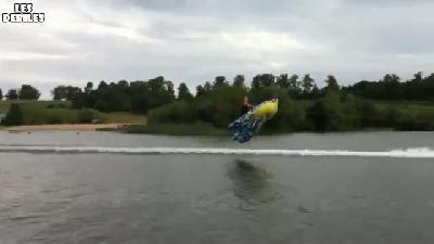 Denizde jet ski ile harika eğlence