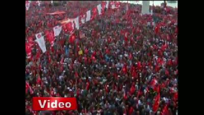 MHP mitingi İzmir'i kilitledi