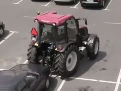 İlginç Traktör Kazaları