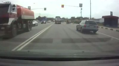 TIR 6 Kişiyi Biçti Geçti