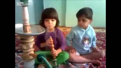 Küçük Yaşta Nargileye Başlayan Çocuklar